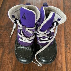 Nike ACG Woodside boots